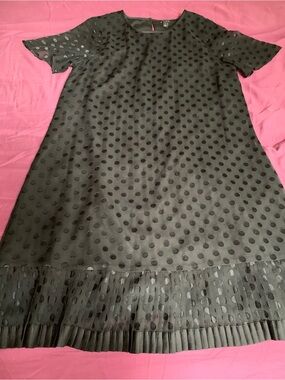 Short sleeve black dot dress by Ann Taylor size L. NWOT
